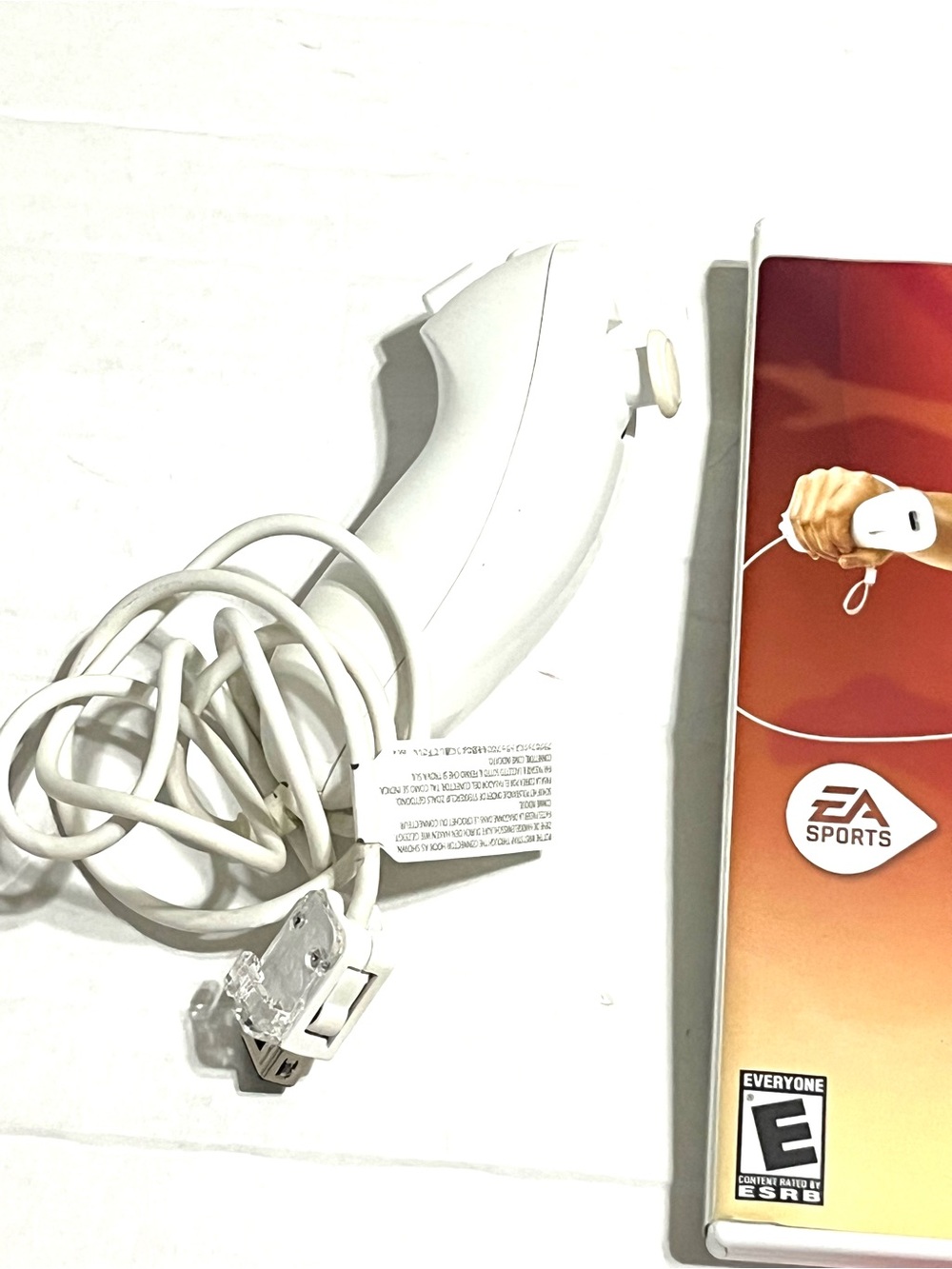 Nintendo White Motion Controller & Active Accessory Bundle - Picture 13 of 16